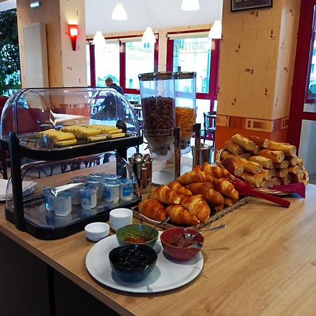 普鲁尼尔奥餐厅酒店 奥蒙奥布拉克 外观 照片
